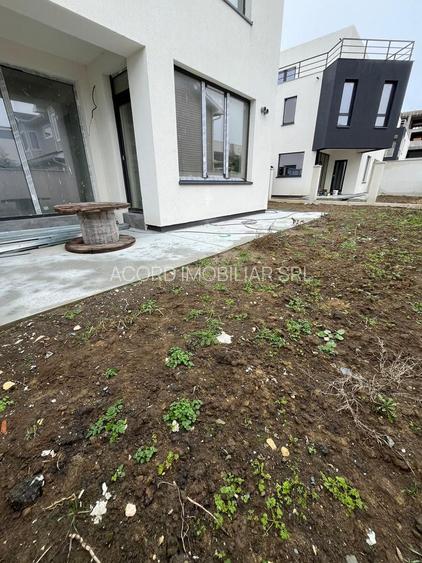 Casă individuală Palazu Mare 3 dormitoare Vedere Lac Comision 0% - 7
