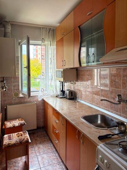 Apartament 2 camere, Cuza Voda, etaj 1 - 5
