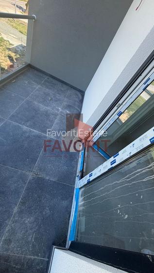 2 camere | Etaj 1 | Toate utilitatile | Asfalt | Transport in comun - 12