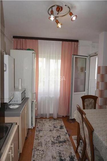 Apartament cu 2 camere in 1 Mai cu centrala termica - 6
