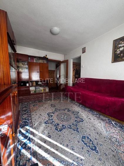 Apartament 4 camere în zona STRAZII CRINULUI - 5