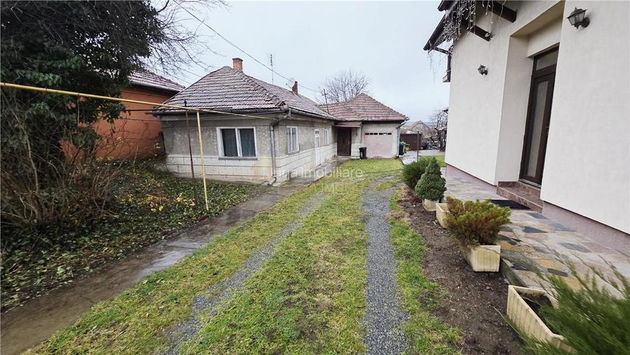 CASA 2 CAMERE 68 MP TEREN 701 MP  APAHIDA - 3