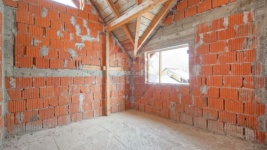 COMISION 0%| Casă individuală | 2 garaje | 192 mp utili | 847 mp teren - 53