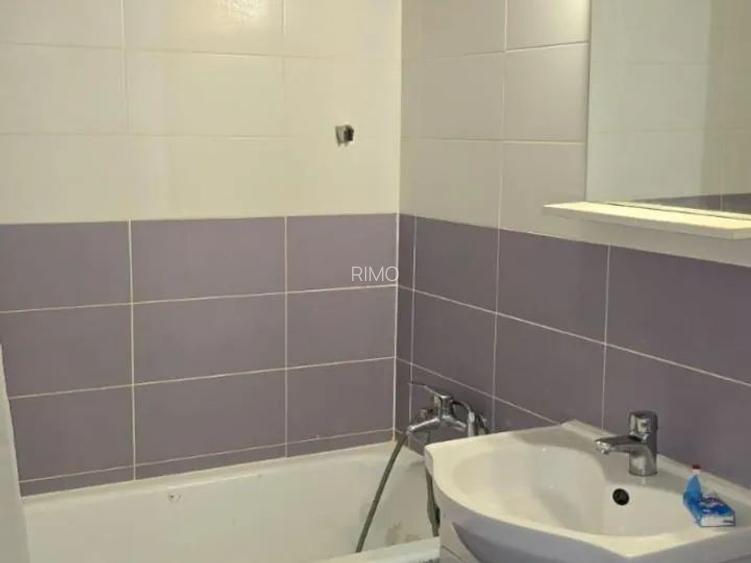 APARTAMENT RENOVAT METROU  ZONA SERBAN VODA - 7