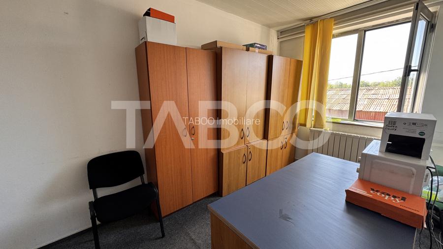 Spatiu birou de inchiriat pretabil firma mica consultanta 12mpu Sibiu - 2