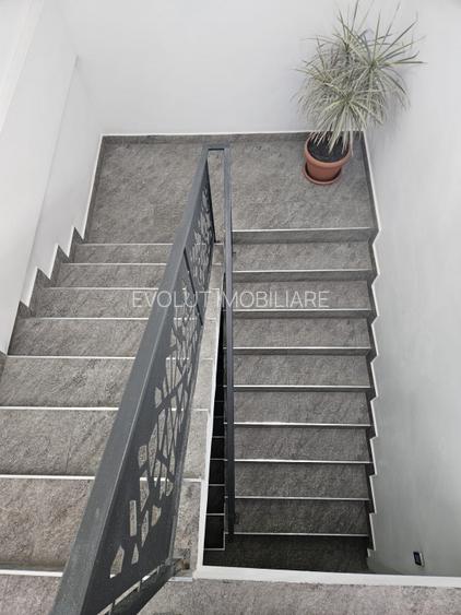 Cladire comerciala premium 524 mp utili  - venit pasiv - chirias stabil - 12