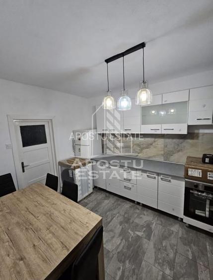 Casa cu 2 camere,centrala proprie, garaj,teren 350 mp ,zona Blascovici - 6