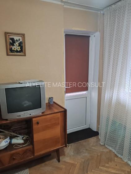 Apartament decomandat cu 2 camere, etaj1/3, Vaslui, Vis-a-vis de Primarie - 4