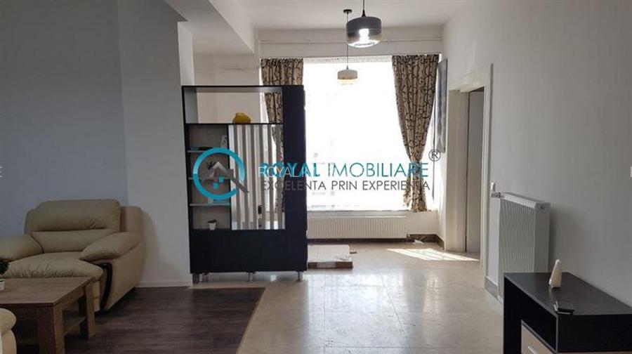 Royal Imobiliare - Inchiriere Apartament Penthouse cu 3 camere zona 9 Mai - 2