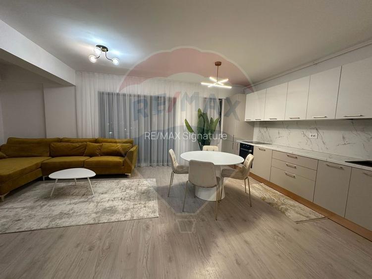 Închiriere Apartament cu 3 camere OMV Pipera - 3