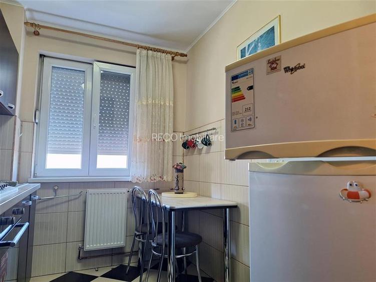 RECO Apartament de inchiriat Cantemir Bloc Cicero - 7