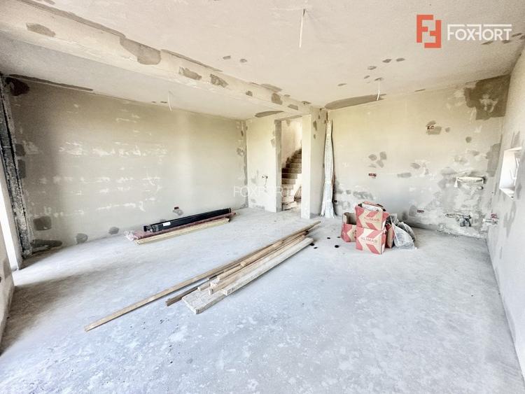 Duplex cu 5 camere si 380 mp teren cu panouri fotovoltaice - Mosnita Noua - 5