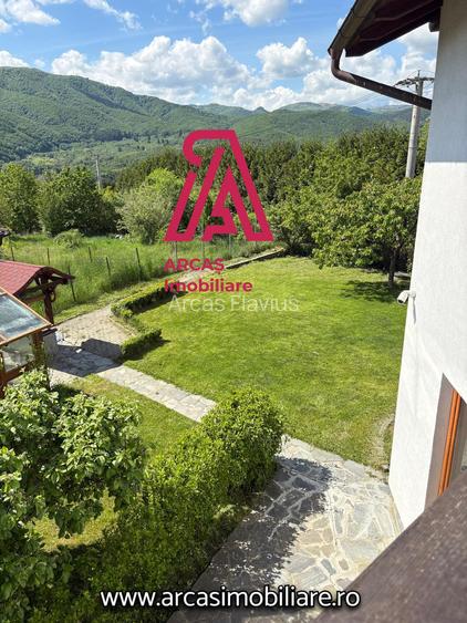Casă de inchiriat -280 mp utili-Teren 1300 mp-Cisnadioara! - 1