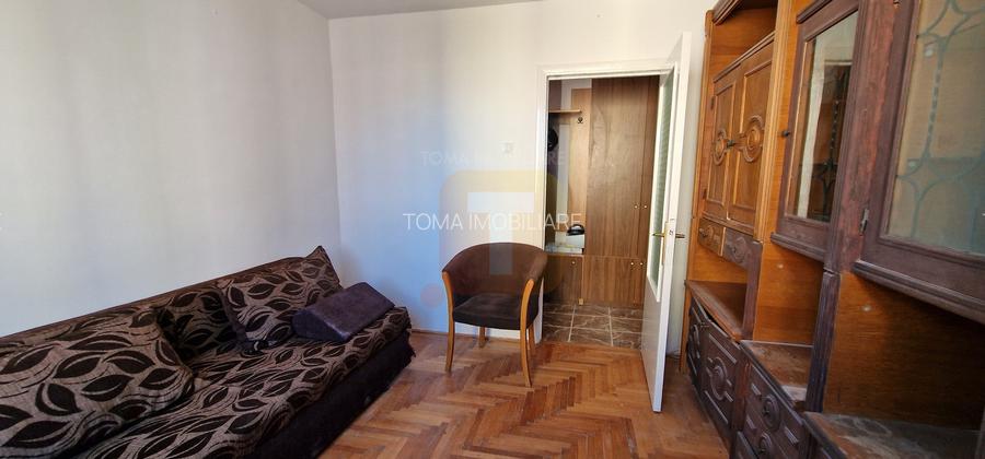 Apartament 3 camere decomandat, etaj 3/4, zonă Calea Romanului - Baie mare unifi - 3