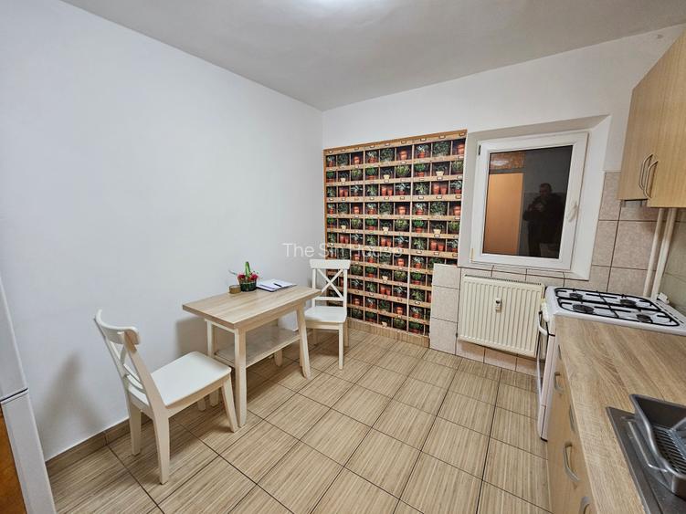 Apartament Spatios cu 3 Camere I Zona Cocosul Rosu I Apusului I Militari - 2