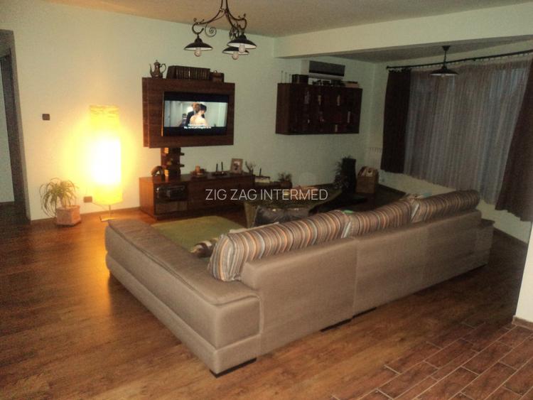 Poiana (Ovidiu) , imobil 4 camere decomandate, constructie 2012 - 17