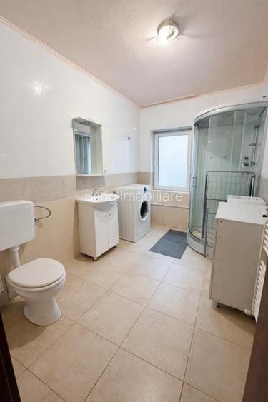 Apartament in zona Stejarului  , 44 mp utili plus balcon , parter inalt. - 2