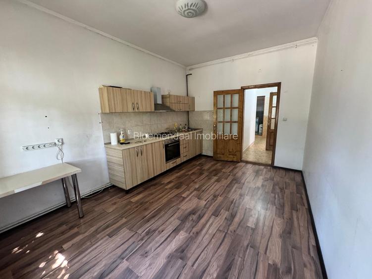 Tunari central 5 camere pretabil birouri clinica grădiniță - 18