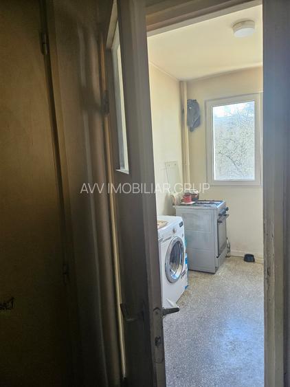 Titan Policlinica, Bdul Nicolae Grigorescu, stradal - 3