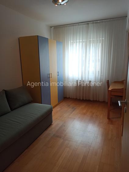 Apartament 3 camere + curte, Centru, bloc nou, mobilat - 12