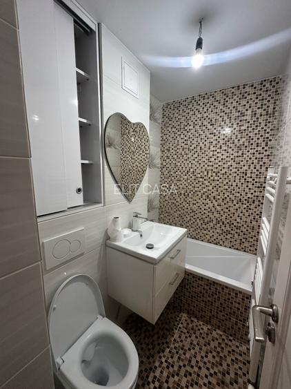 Apartament cu 3 camere, etaj 2/4, zona Mircea cel Batran - 6