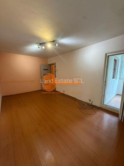 3 camere Crangasi-Zboina Neagra( Geam baie ) - 2