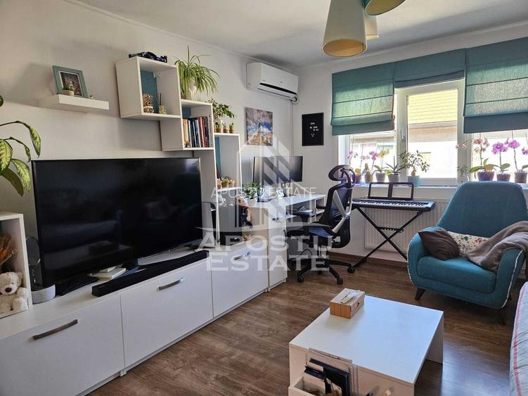 Apartament cu 3 camere, 2 bai, centrala proprie, zona Soarelui - 2