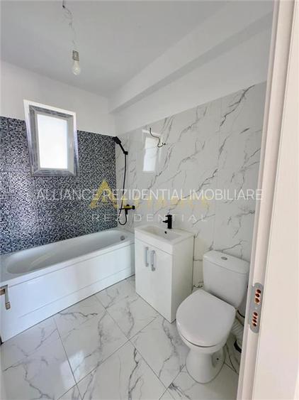 De vânzare casa  individuala - 3 camere-2 bai- teren 376 mp - 5