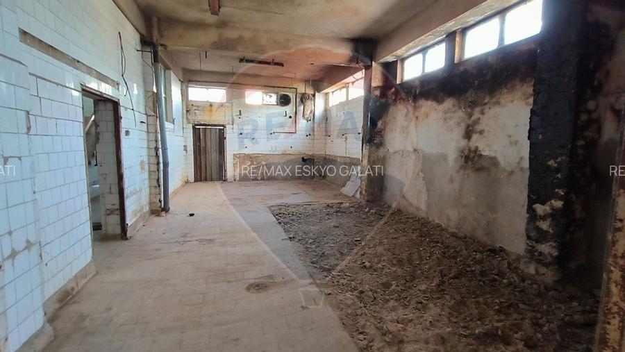 Cladire/Spatiu comercial central de vanzare  in Galati - 7