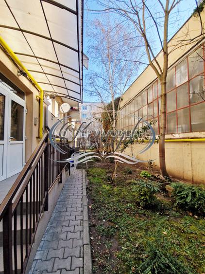 Apartament decomandat pe 2 niveluri cu parcare subterana in Grigorescu - 19
