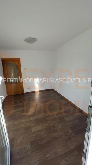 Spatiu comercial situat in zona Inel II - 4