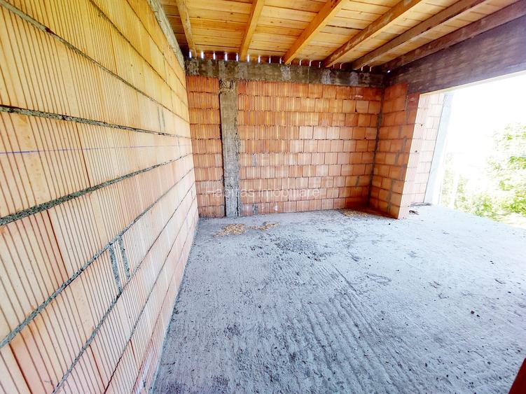 Case individiale la calcan, Dezmir zona str Criseni - 12