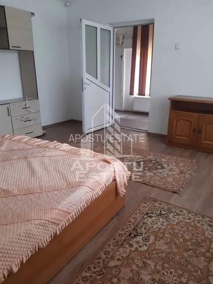 Casa, 2 camere, curte  de 250 mp,Timisoara zona - 3
