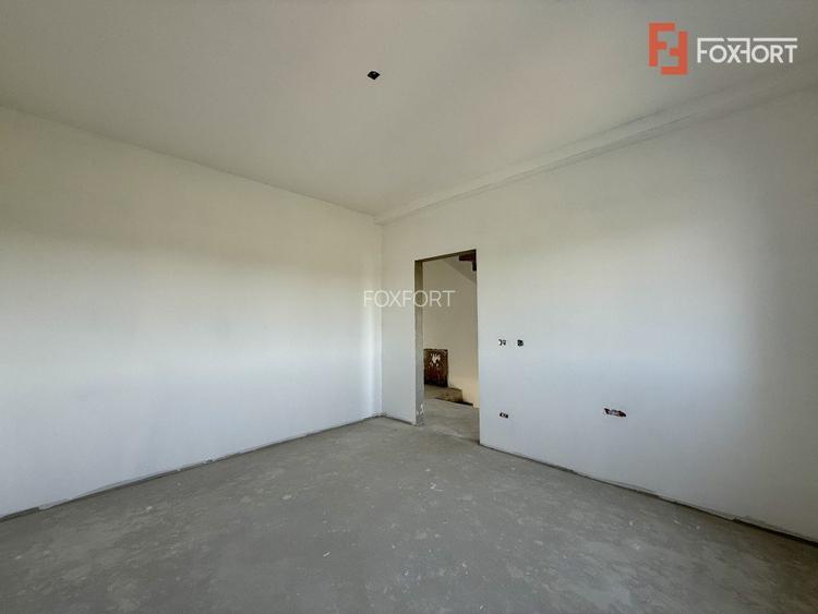 Triplex cu 4 camere, 115 mp, 3 bai - Zona Sacalaz - 8