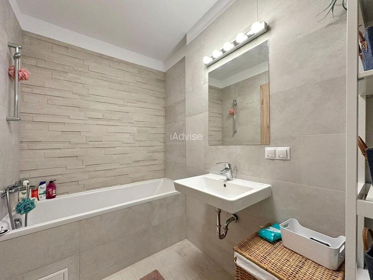 Apartament 2 camere Vanzare in zona Coresi, cu Priveliste Deosebita - 6