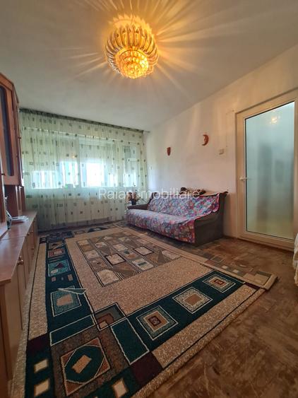 Vanzare apartament 2 camere, in Galati, Micro 16, liber - 9