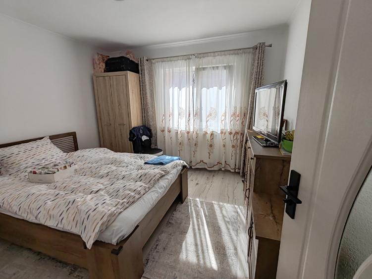 Apartament 2 camere mobilat si utilat zona Tractorul