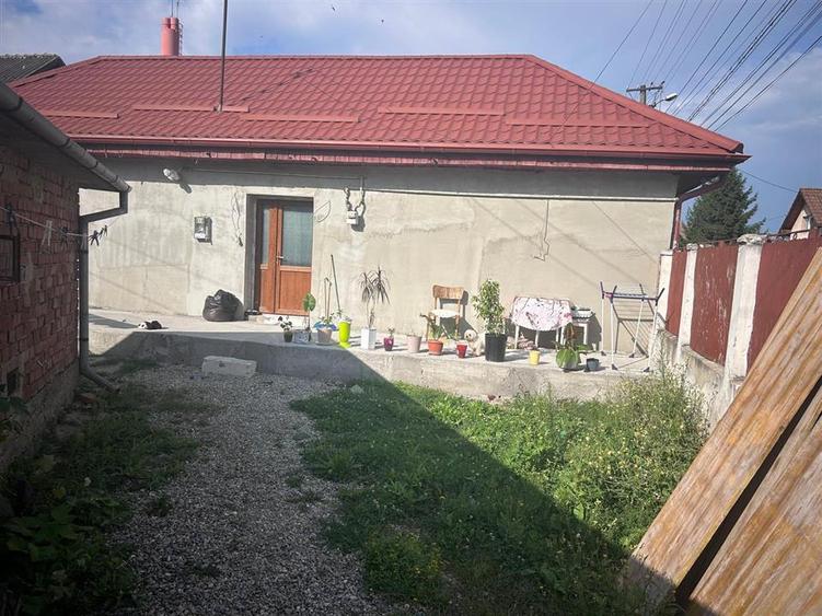 Casa la pret de apartament Str Cimpului