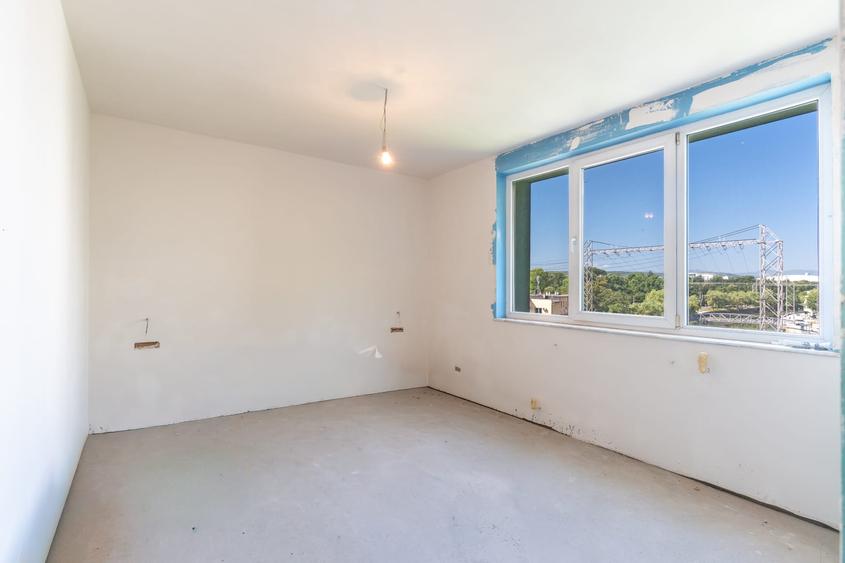 Oferta Rara! Apartament 2 camere , etaj 2, Parcul Central