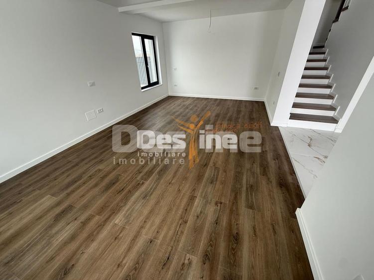 Casa cu etaj, 4 camere 170.000 euro, Comision 0%