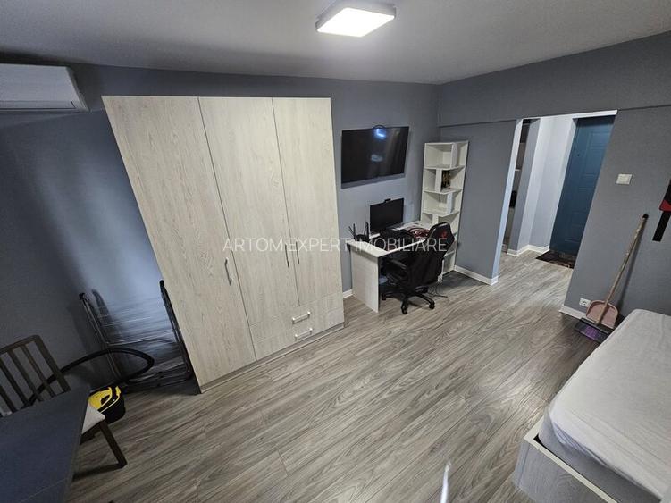 Titan/Liviu Rebreanu,2 minute metrou - 3