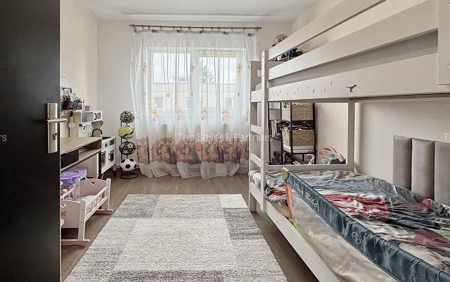 Aproape De Zona Comerciala - 13