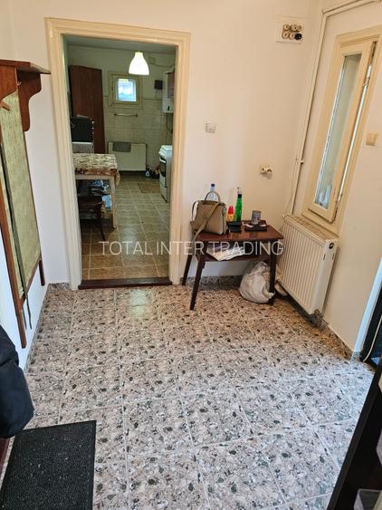 Bolintin Vale-casa 3 camere, toate utilitatile,teren 1000 mp, garaj, libera,acte - 9