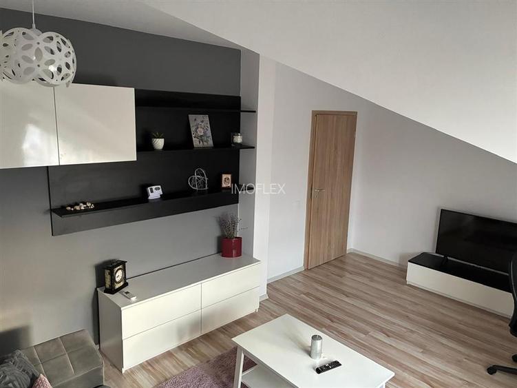 Apartament 2 camere, zona Tractorul - 9