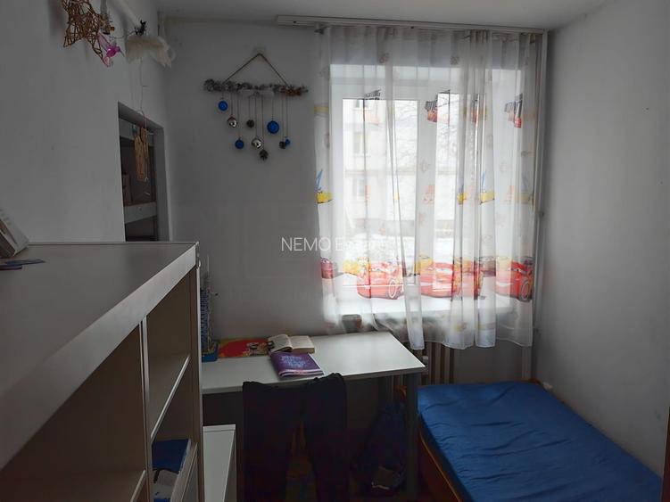 Apartament cu 4 Camere de Vânzare Parter I Suceava/Central I 130.000E - 5