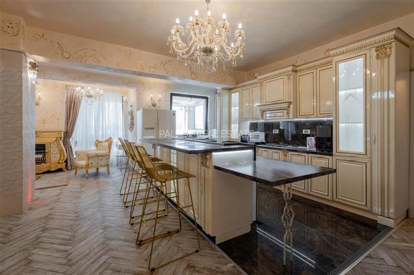 Penthouse Unic in Iasi  273 mp  Design Premium  Vedere Panoramica - 17