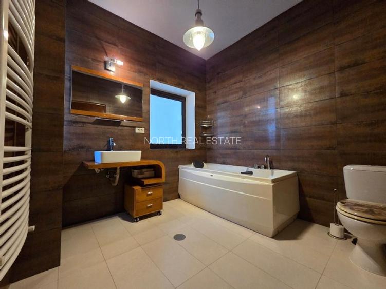 Family Living | 4BR Individual Villa with 700 sqm Private Garden - 5