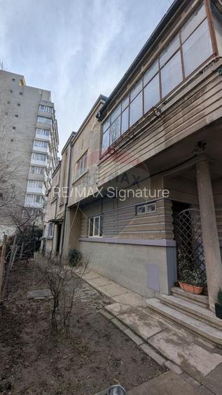 Vânzare Casă / Vilă cu 11 camere  în zona Iancului - 48