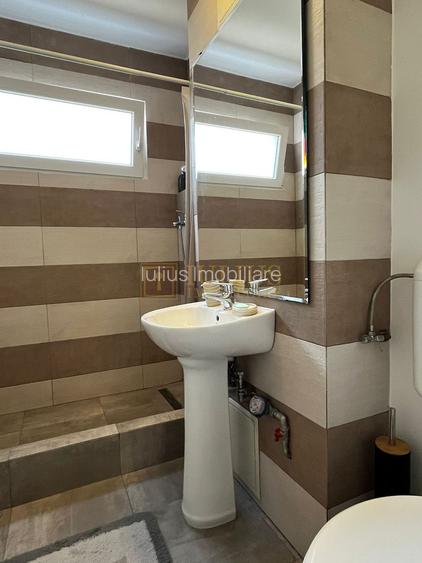 St, Bucuresti, foarte aproape de UMFT,  2 camere, centrala proprie. - 4