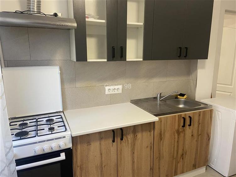 Garsoniera, zona cartier Gara , et 1 4 , imbunatatita , mobilata , centrala term - 3